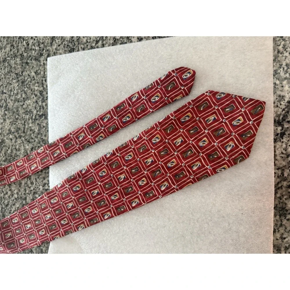 Robert Talbott Hand Sewn And Printed Silk‎ USA Space Pattern Geometric Red Tie